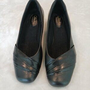 CLARKS ARTISAN LEATHER BLACK FLATS